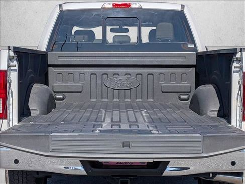 Used 2018 Ford F150 Lariat w/ Equipment Group 502A Luxury image 6