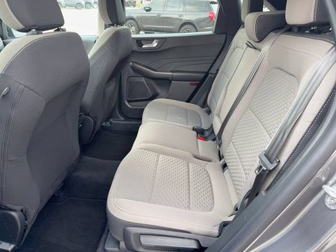 Used 2021 Ford Escape SE w/ SE Sport Appearance Package FWD image 10