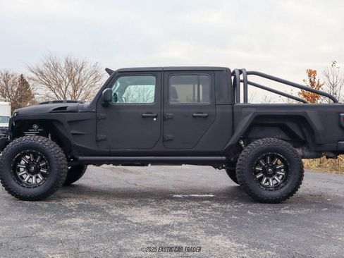 Used 2020 Jeep Gladiator Sport w/ Quick Order Package 24S image 3