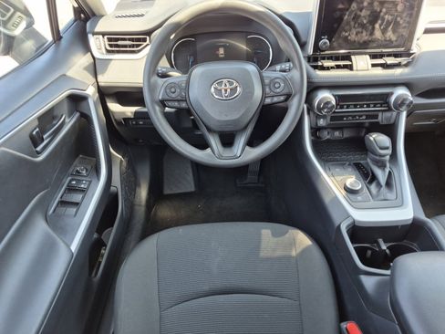 Used 2025 Toyota RAV4 LE image 29