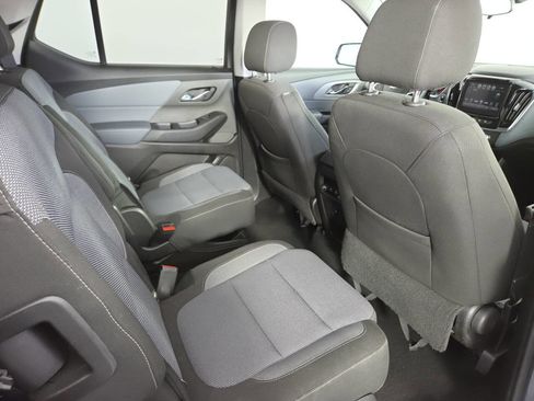 Used 2018 Chevrolet Traverse LT FWD image 27