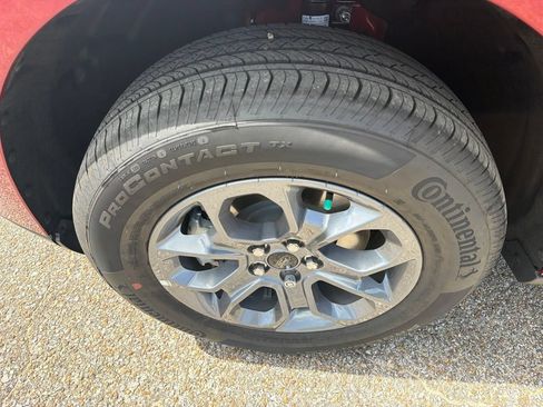 New 2026 Ford Maverick XLT FWD image 7