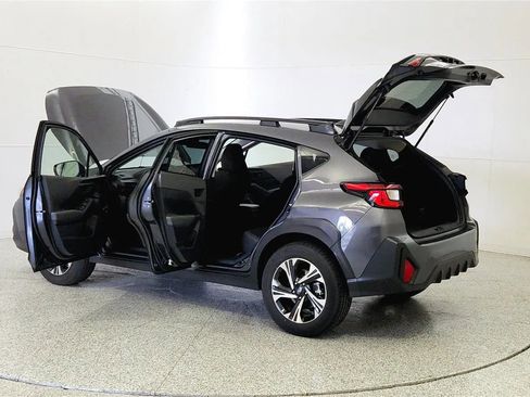 Used 2025 Subaru Crosstrek 2.0i Premium AWD/4WD image 11