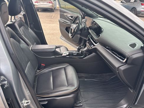 Used 2024 Buick Envista Avenir FWD image 20