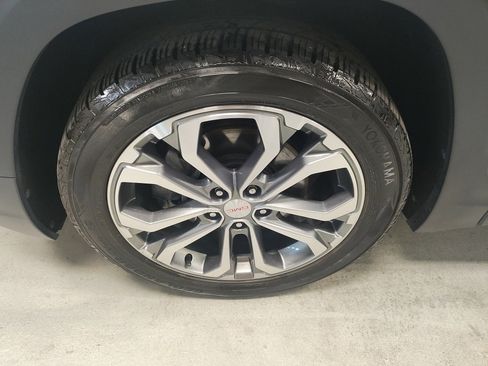 Used 2020 GMC Terrain SLT w/ Preferred Package image 19