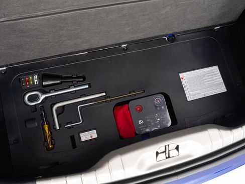 Used 2019 Ferrari GTC4Lusso T RWD image 53