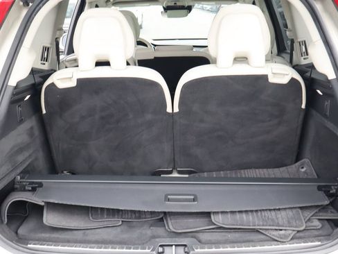 Used 2016 Volvo XC90 T6 Momentum w/ Momentum Plus Package AWD/4WD image 38