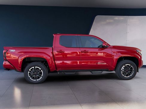 Certified 2026 Toyota Tacoma TRD Sport RWD image 6