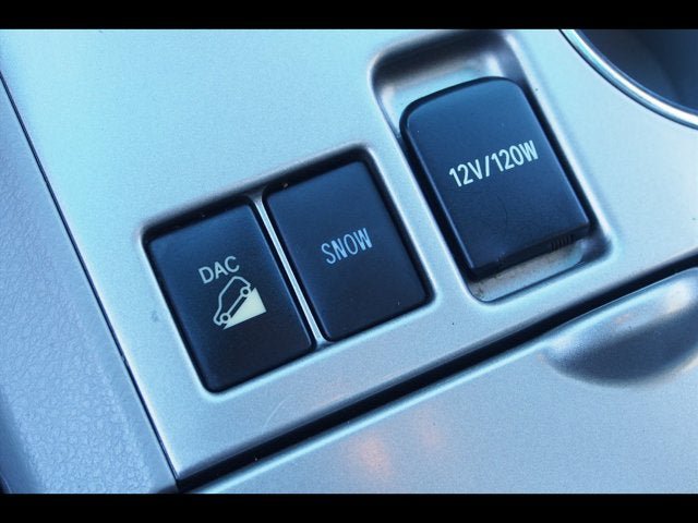 Used 2012 Toyota Highlander SE w/ Tow Pkg AWD/4WD image 29