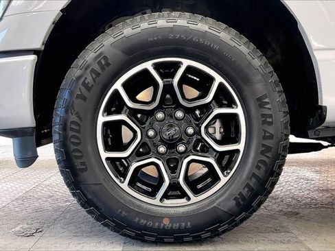 Used 2022 Ford F150 Lariat w/ Max Trailer Tow Package image 8