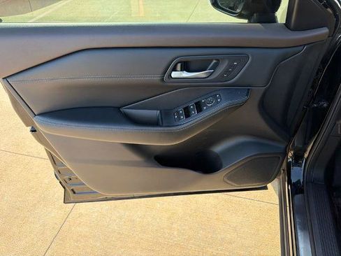 Certified 2023 Nissan Rogue SL w/ SL Premium Package FWD image 14