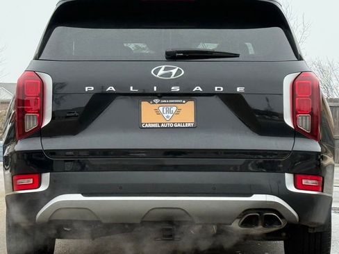 Used 2021 Hyundai Palisade SEL w/ Premium Package image 4