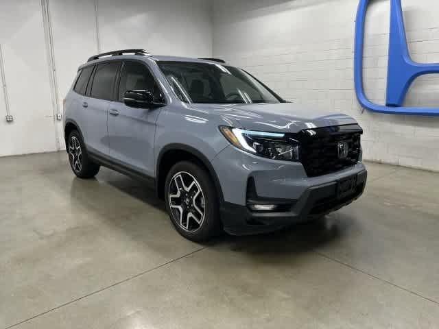 Used 2023 Honda Passport Elite image 6