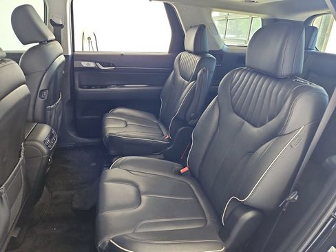 Used 2023 Hyundai Palisade Limited AWD/4WD image 23