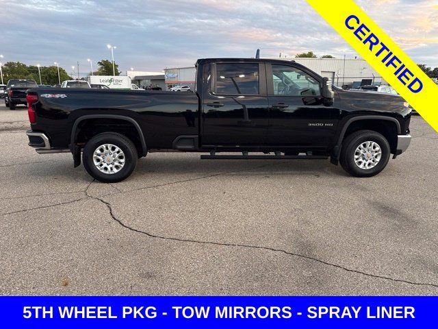 Used 2024 Chevrolet Silverado 3500 W/T AWD/4WD image 12