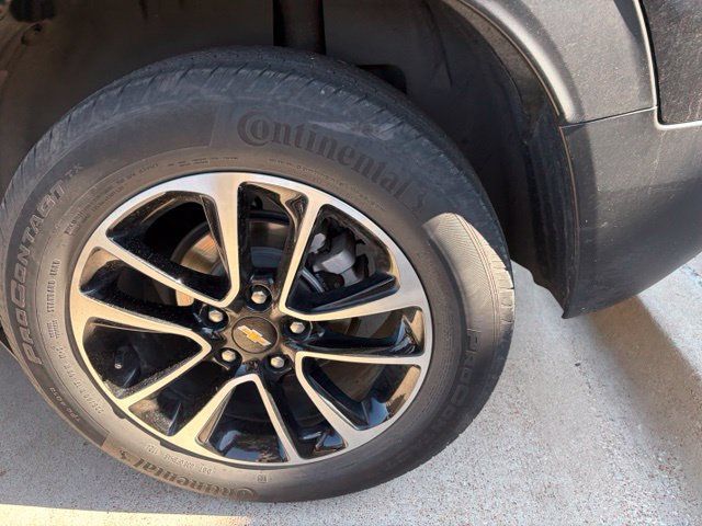 Used 2025 Chevrolet TrailBlazer LT FWD image 4