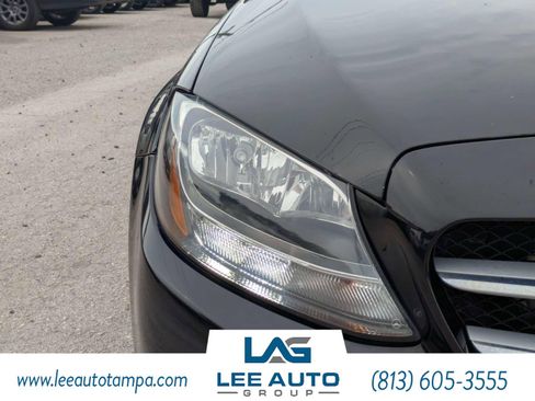 Used 2018 Mercedes-Benz C 300 4MATIC Sedan image 9