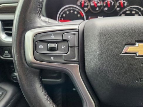 Used 2021 Chevrolet Suburban LT image 29