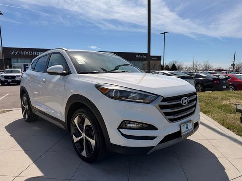 Used 2018 Hyundai Tucson Sport image 7