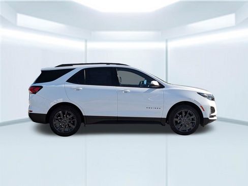 Used 2023 Chevrolet Equinox RS AWD/4WD image 8