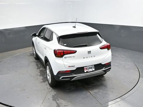Used 2025 Buick Encore GX Preferred AWD/4WD image 36
