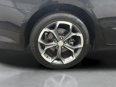 Used 2023 Chevrolet Malibu LT FWD image 25