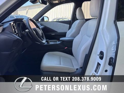 Used 2026 Lexus TX 350 AWD w/ Technology Package image 27