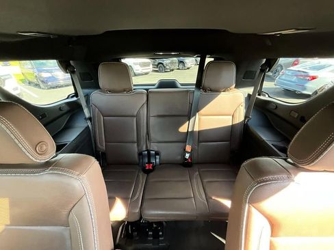 Used 2023 Chevrolet Tahoe High Country AWD/4WD image 39