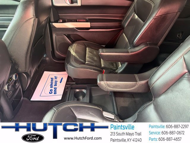 Used 2021 Ford Explorer Limited w/ Equipment Group 301A AWD/4WD image 14