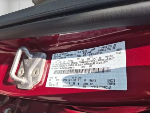 Used 2016 Ford Escape Titanium AWD/4WD image 34