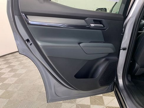 New 2026 GMC Terrain AT4 w/ Technology Package II image 25