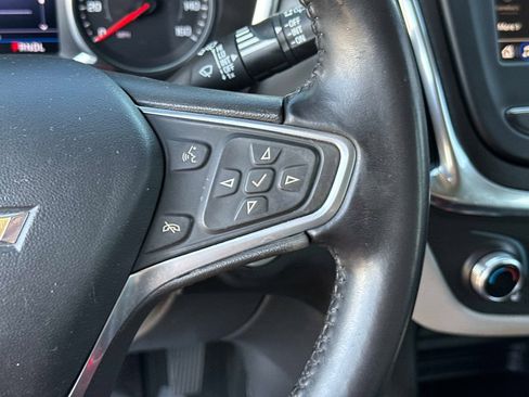 Used 2022 Chevrolet Equinox LT w/ Driver Convenience Package FWD image 30