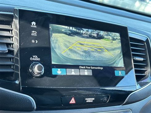 Used 2021 Honda Pilot EX image 28