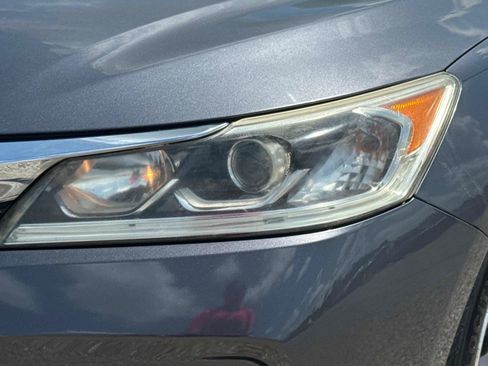 Certified 2017 Honda Accord LX image 10