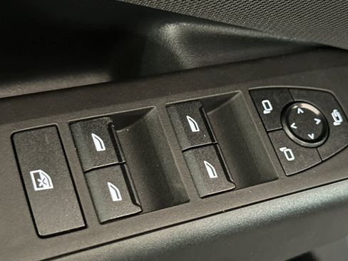 Used 2025 BMW X3 xDrive30i w/ Convenience Package image 13