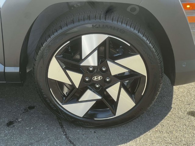 Certified 2026 Hyundai Kona Limited AWD/4WD image 8