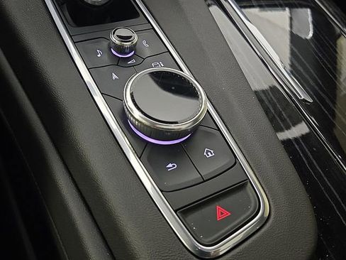 Used 2022 Cadillac Escalade Sport w/ Touring Package AWD/4WD image 27