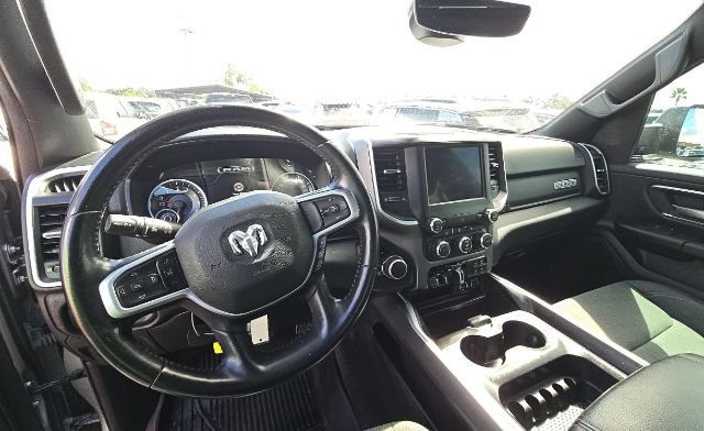 Used 2022 RAM 1500 4x4 Quad Cab image 8