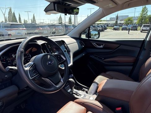 Used 2023 Subaru Ascent Touring image 4