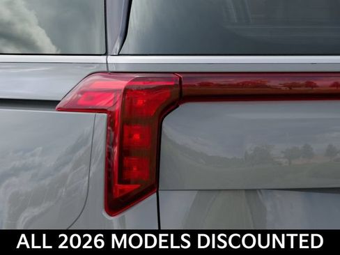 New 2026 Kia Carnival EX FWD image 11