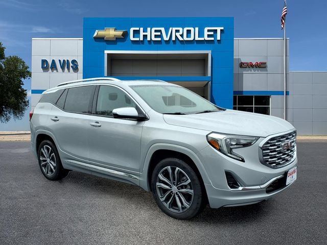 Used 2019 GMC Terrain Denali AWD/4WD image 1