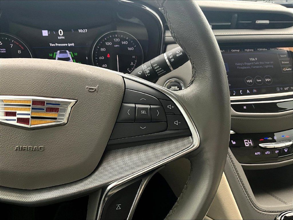 Used 2023 Cadillac XT5 Premium Luxury w/ Technology Package FWD image 14