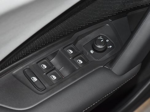 New 2026 Volkswagen Tiguan SE AWD/4WD image 4