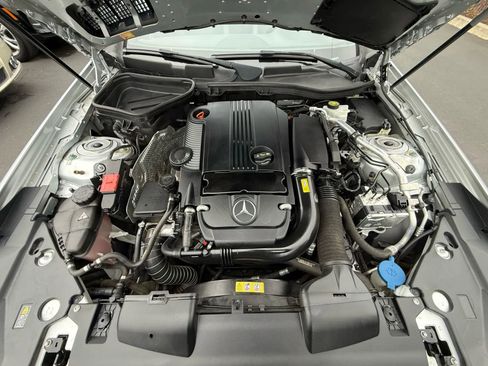Used 2015 Mercedes-Benz SLK 250 image 24