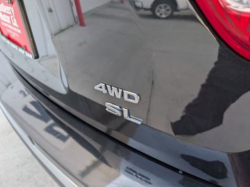 Used 2018 Nissan Pathfinder SL image 25