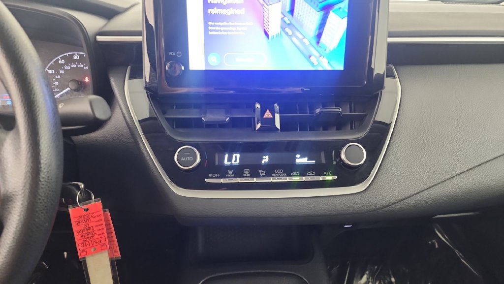 Used 2024 Toyota Corolla LE FWD image 15