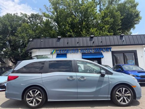 Used 2023 Honda Odyssey Touring image 6