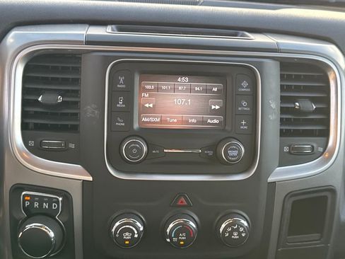 Used 2024 RAM 1500 Classic SLT image 27