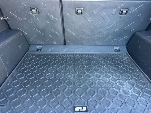 Used 2007 Toyota FJ Cruiser 4WD w/ Upgrade Pkg 1 image 15