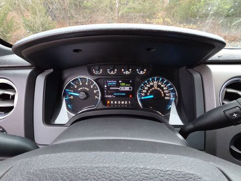 Used 2013 Ford F150 XLT w/ XLT Chrome Pkg image 10